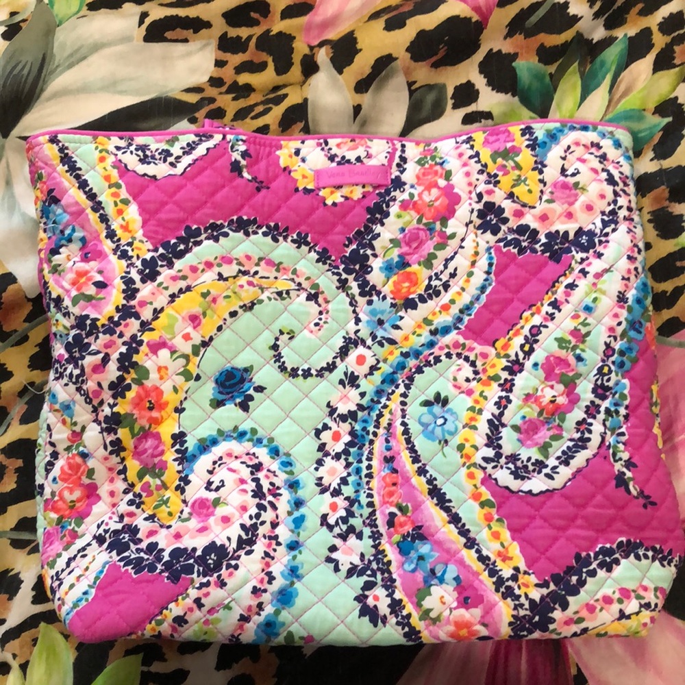Vera bradley tote style bag